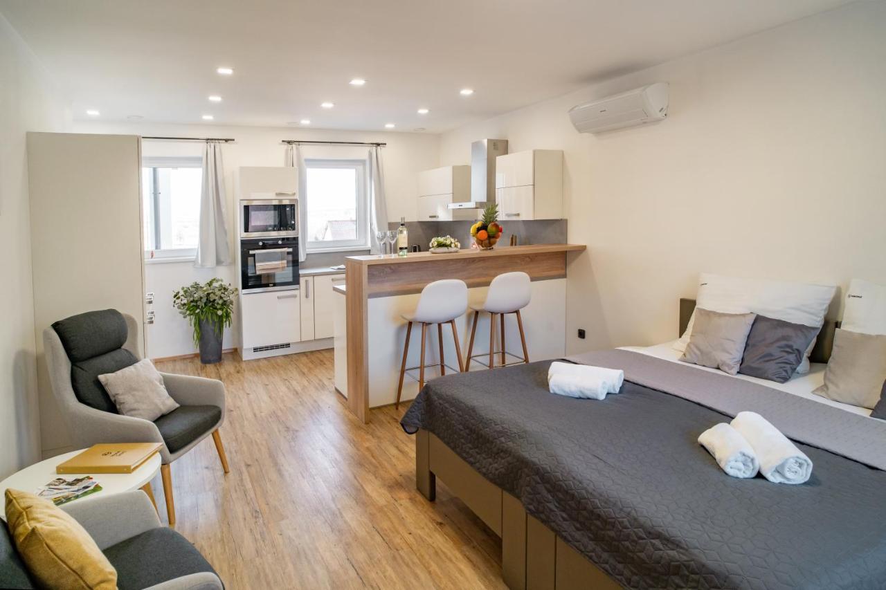 Hotel Smrz Sepekov Ngoại thất bức ảnh