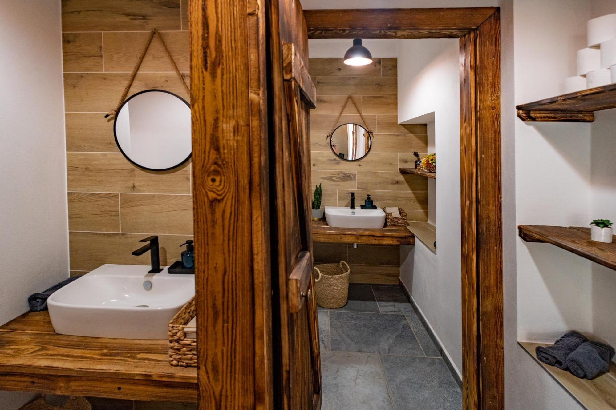 Hotel Smrz Sepekov Ngoại thất bức ảnh